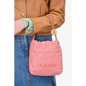 Pre-loved Chanel™ Pink Caviar Mini 22 Hobo Bag